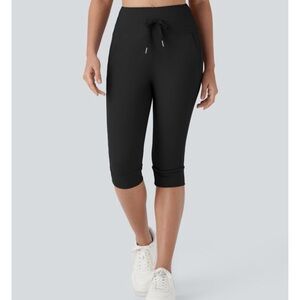 Halara SoftlyZero™ Plush High Waisted Drawstring Pocket Yoga Pedal Pusher